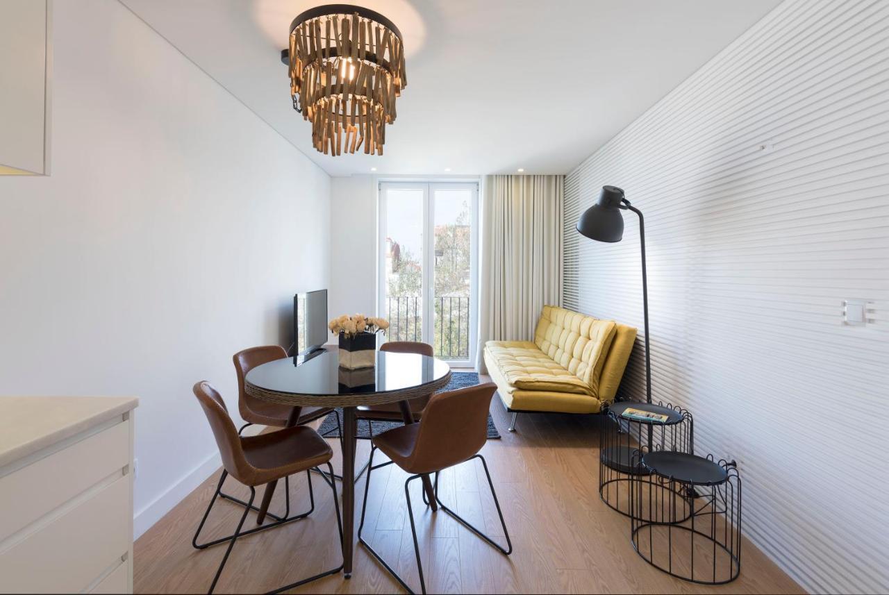 Lovelystay - Central Flat W/ Ac & Balcony بورتو المظهر الخارجي الصورة