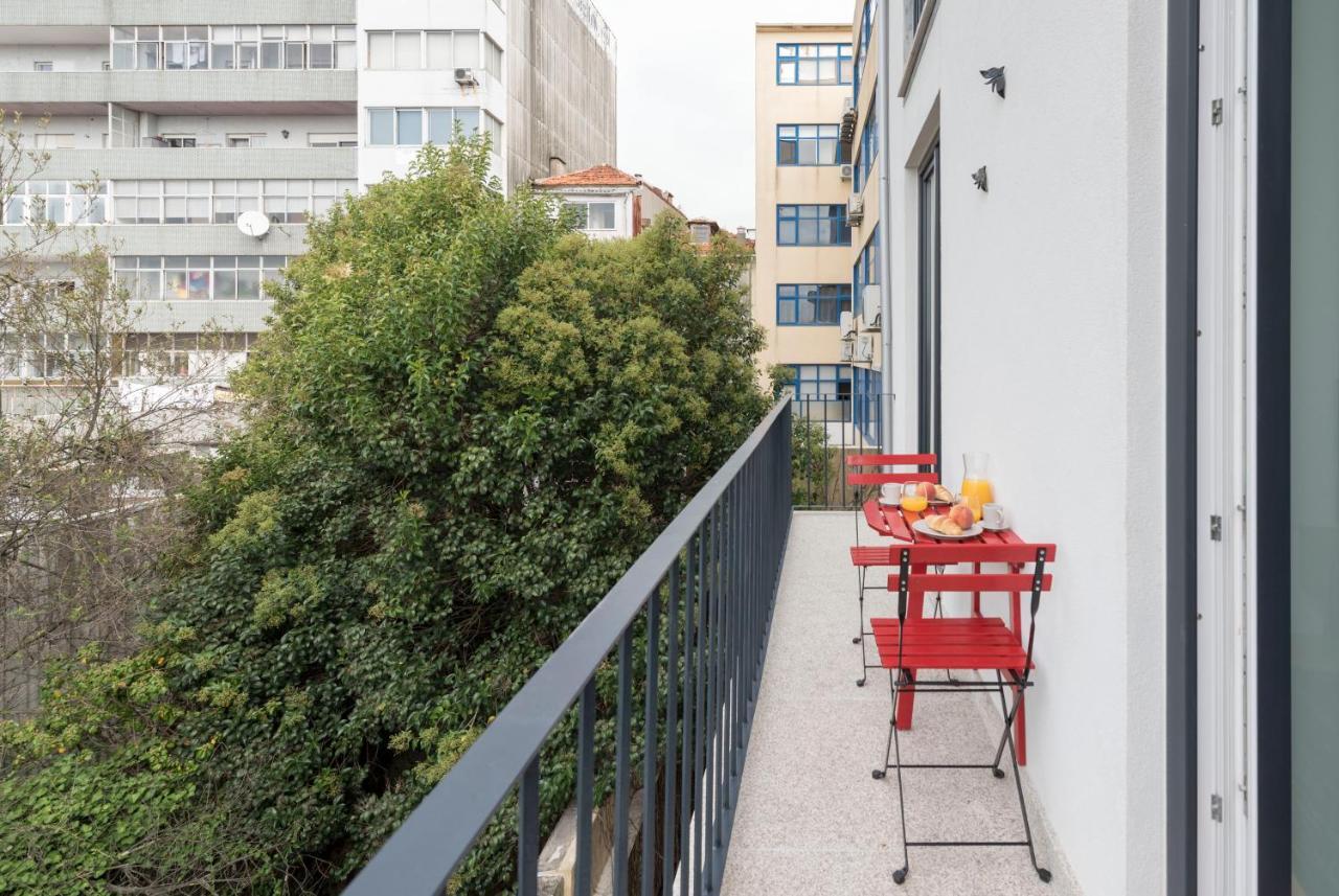 Lovelystay - Central Flat W/ Ac & Balcony بورتو المظهر الخارجي الصورة